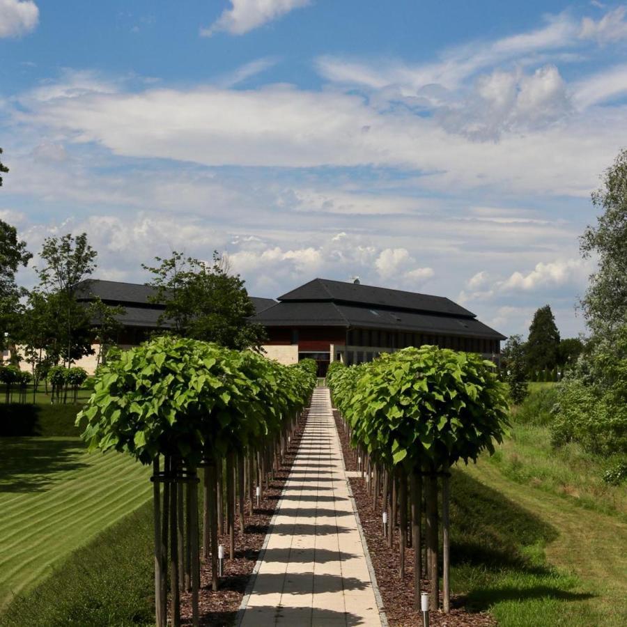 Hotel Arkas Prószków Exteriér fotografie